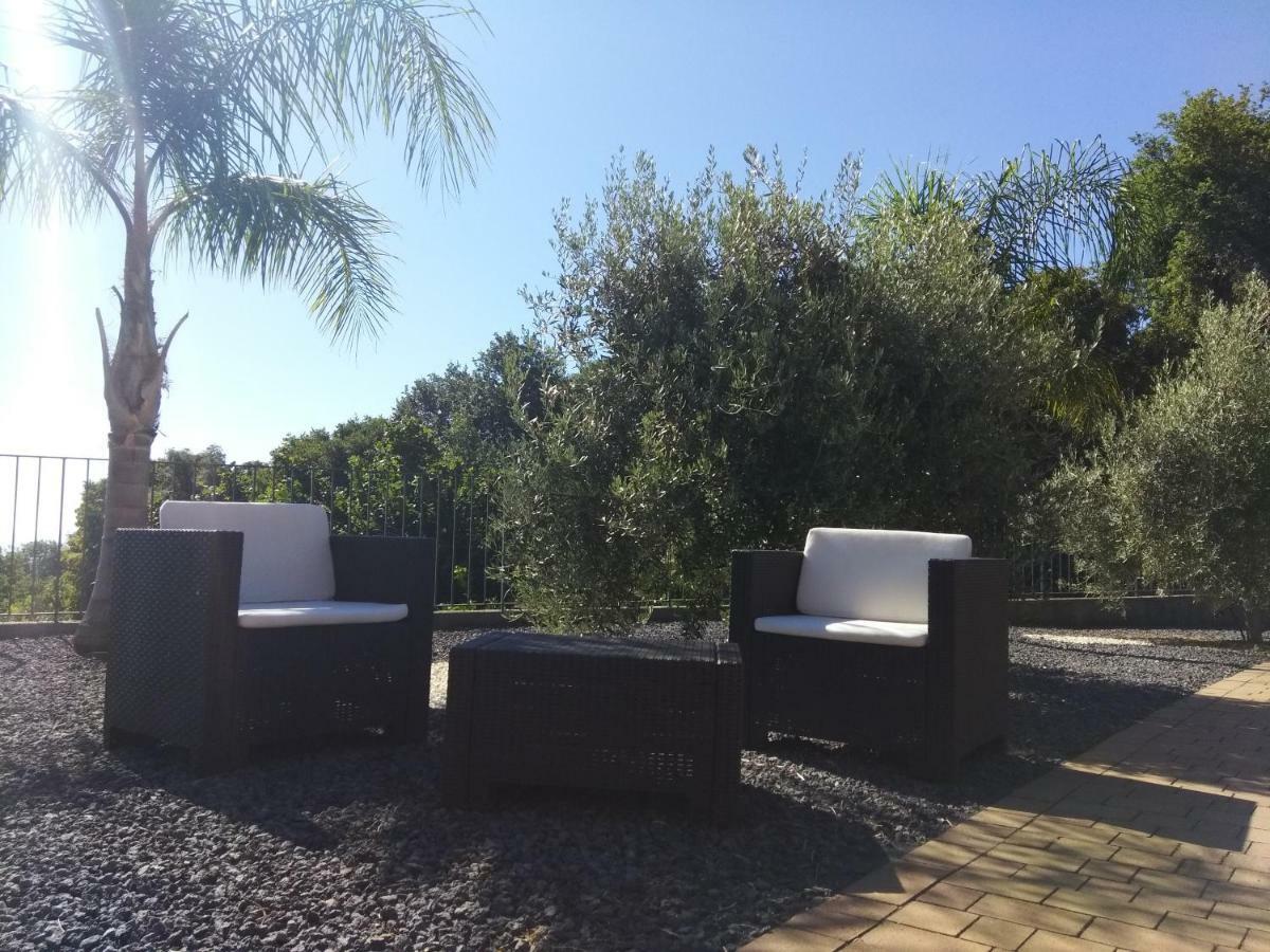 Villa Feluchia Tra Il Mare E Il Vulcano Acireale Exterior foto